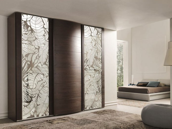 wardrobe with decorative mirror