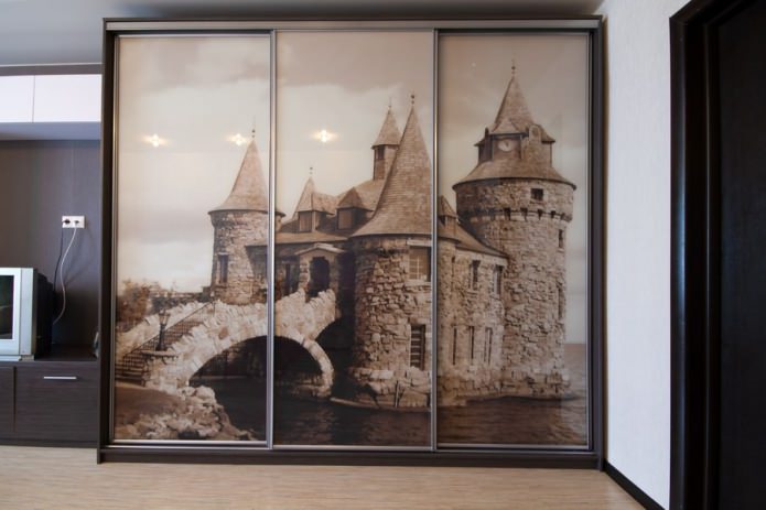 wardrobe with photo printing