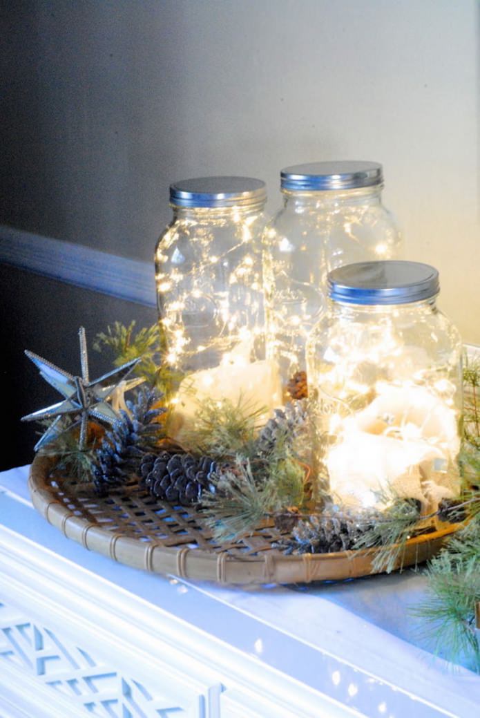 Decorating glass jars with a garland Decorating glass jars with a garland