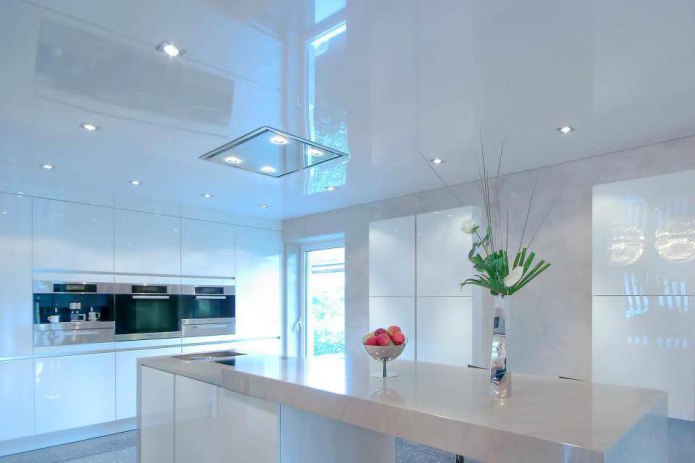 Glossy stretch ceiling in the kitchen