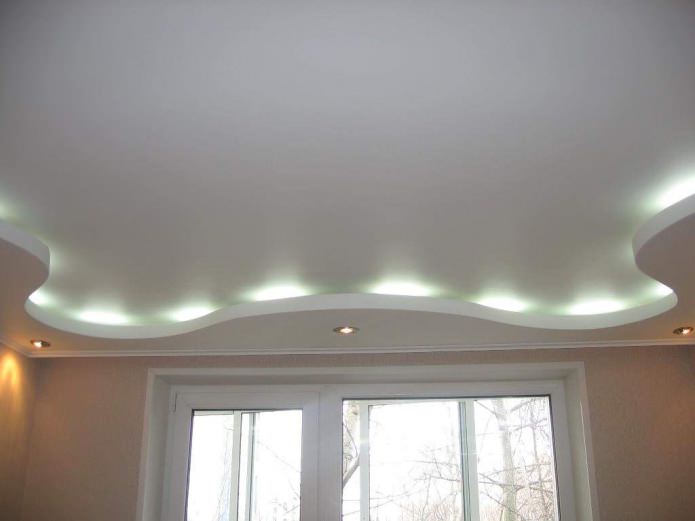 Plasterboard ceiling in a small kitchen Plasterboard ceiling in a small kitchen