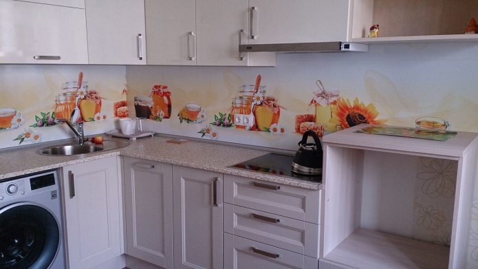 Plastic kitchen apron design