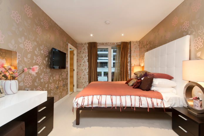 One-level stretch ceiling in the bedroom One-level stretch ceiling in the bedroom