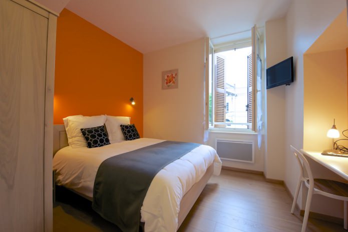 white-orange bedroom