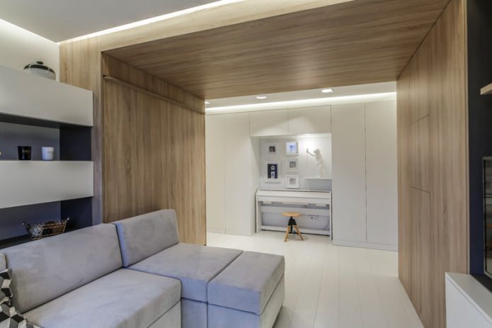 Laminate ceiling in the interior Laminate ceiling in the interior