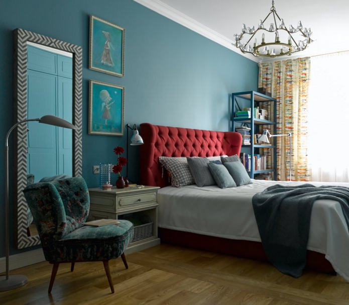 painting the walls in the bedroom in blue