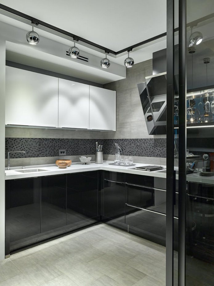 Design of a small kitchen with a black headset Design of a small kitchen with a black headset