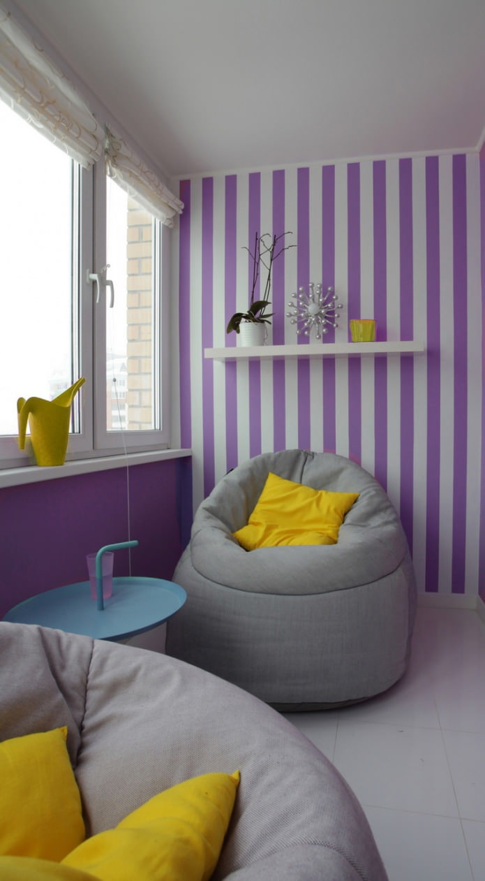 wallpaper striped on the balcony wallpaper striped on the balcony