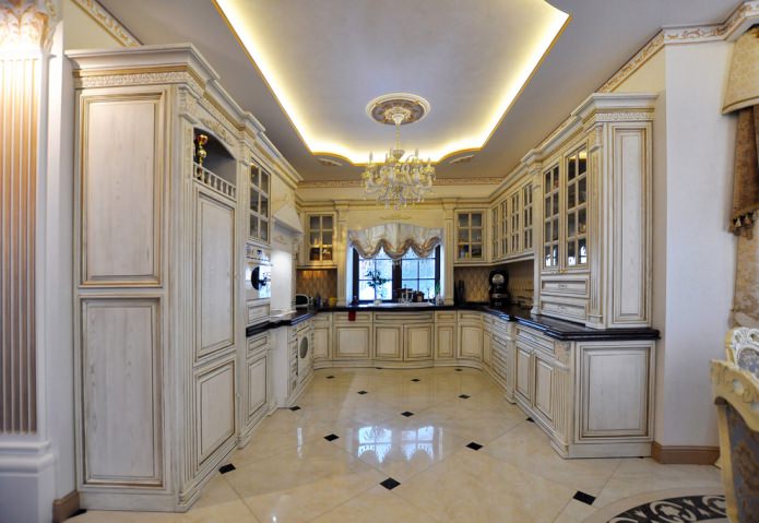 U-shaped kitchen