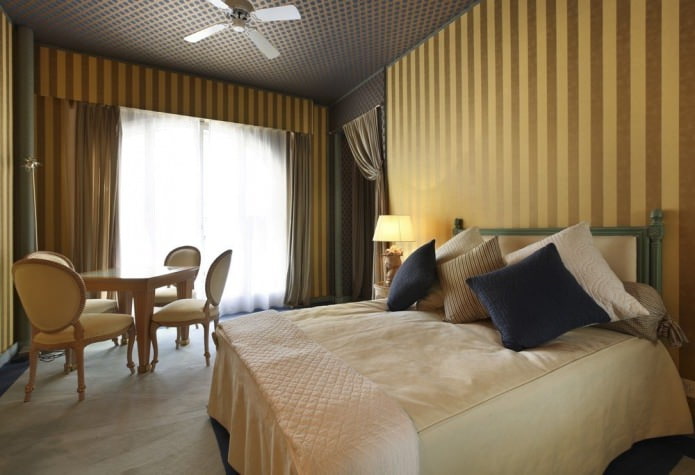 Gold striped wallpaper Gold striped wallpaper