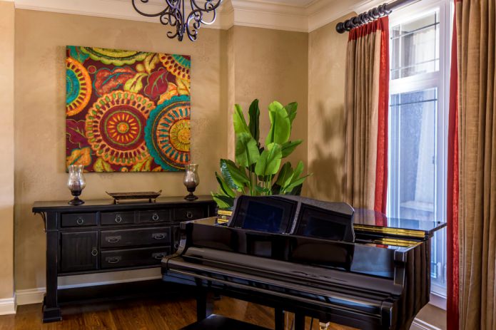 curtains in a room with gold wallpaper curtains in a room with gold wallpaper