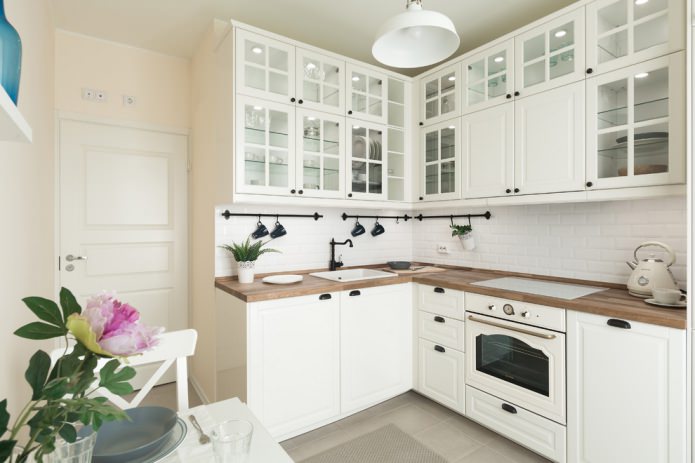 classic style kitchen with wooden worktop classic style kitchen with wooden worktop