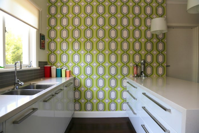 white-green wallpaper