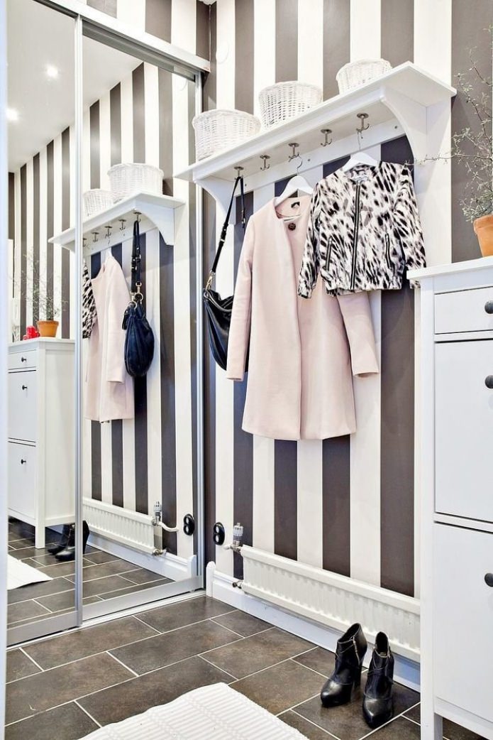 black and white wallpaper striped in the hallway black and white wallpaper striped in the hallway