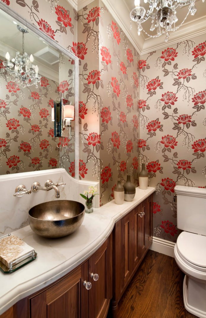 Wallpaper in the toilet