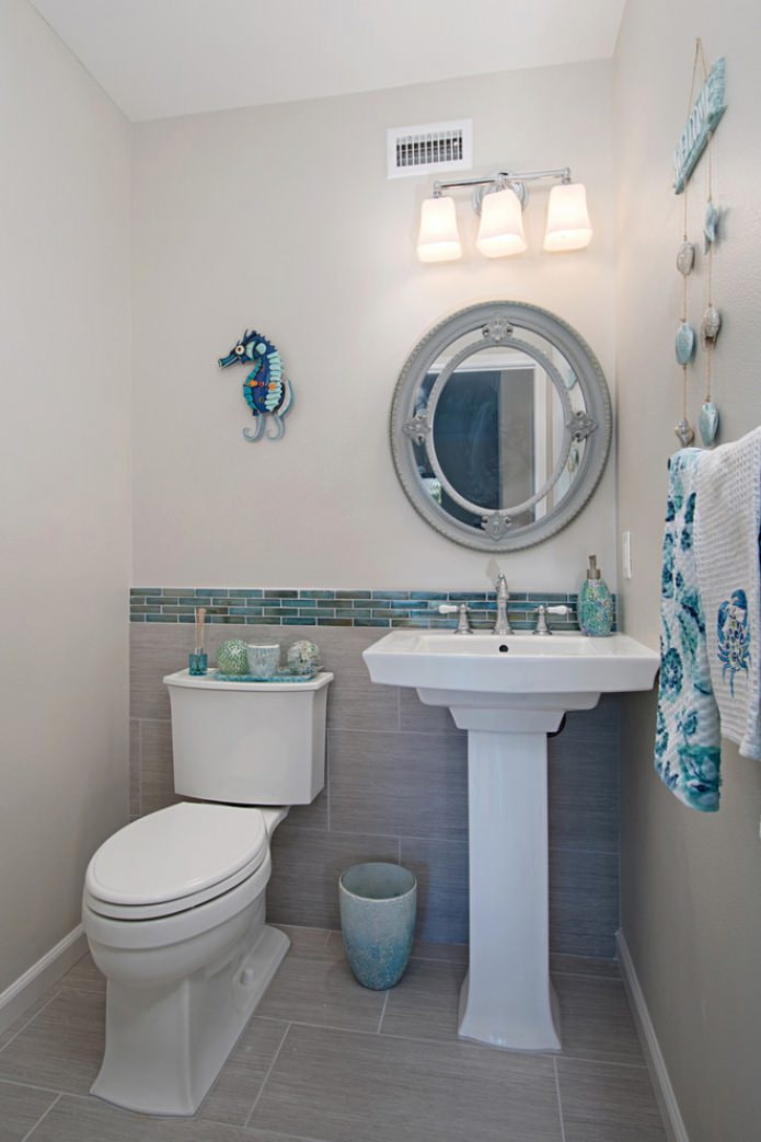 Marine style in the bathroom