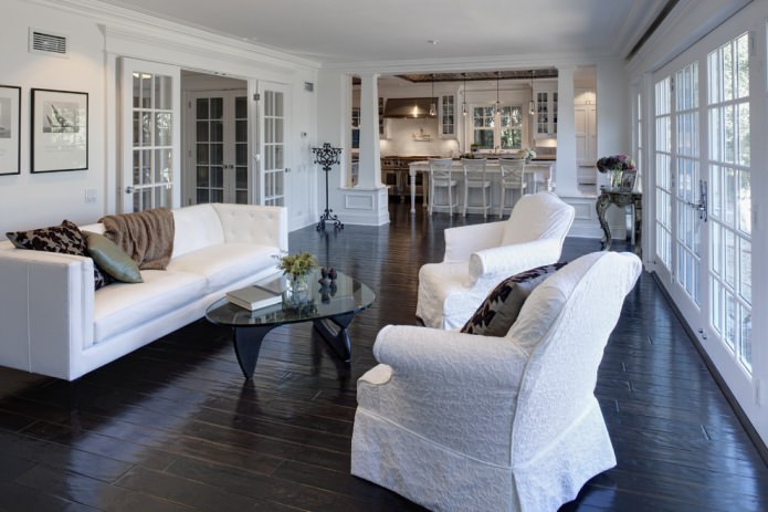 Classic living room Classic living room