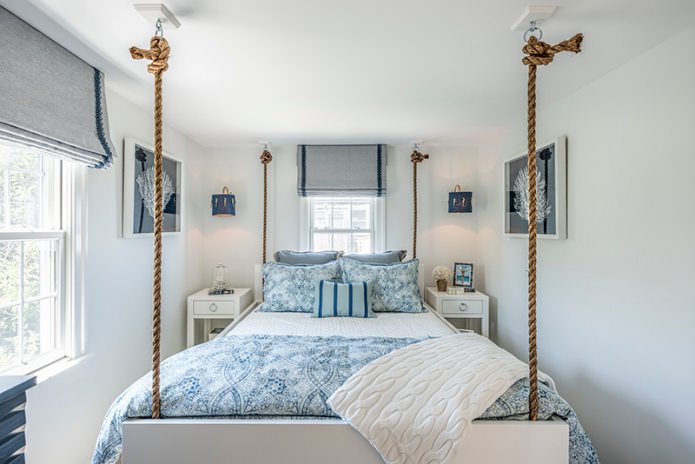 Roman blinds in the bedroom Roman blinds in the bedroom