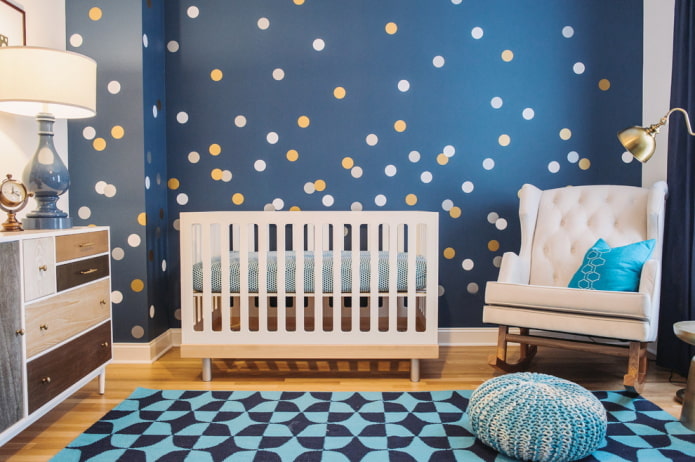 blue wallpaper in the nursery