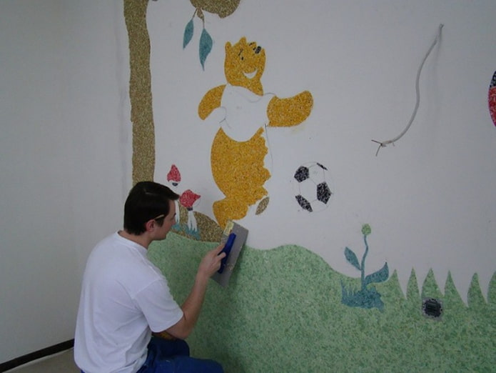 application of liquid wallpaper according to the sketch application of liquid wallpaper according to the sketch