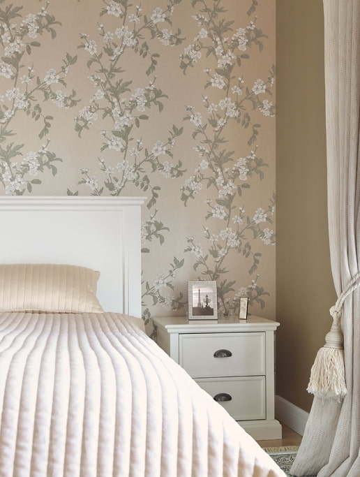 silk wallpaper with flowers in the interior silk wallpaper with flowers in the interior