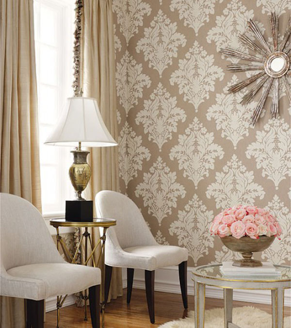 wallpaper with damask pattern