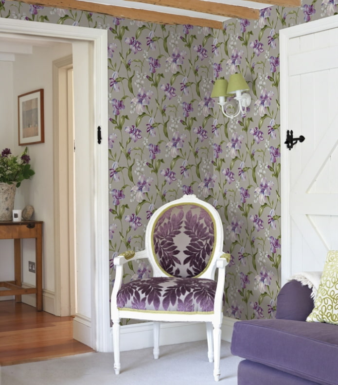 wallpaper with irises in the interior wallpaper with irises in the interior