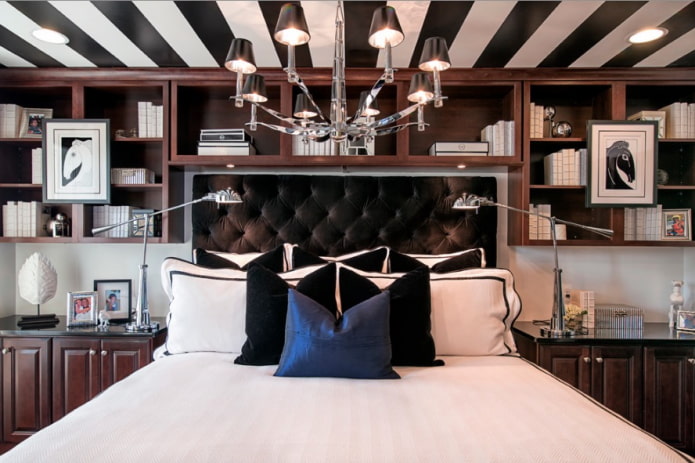 combination of two colors on the ceiling