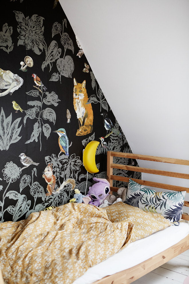 Wallpaper depicting animals and birds Wallpaper depicting animals and birds