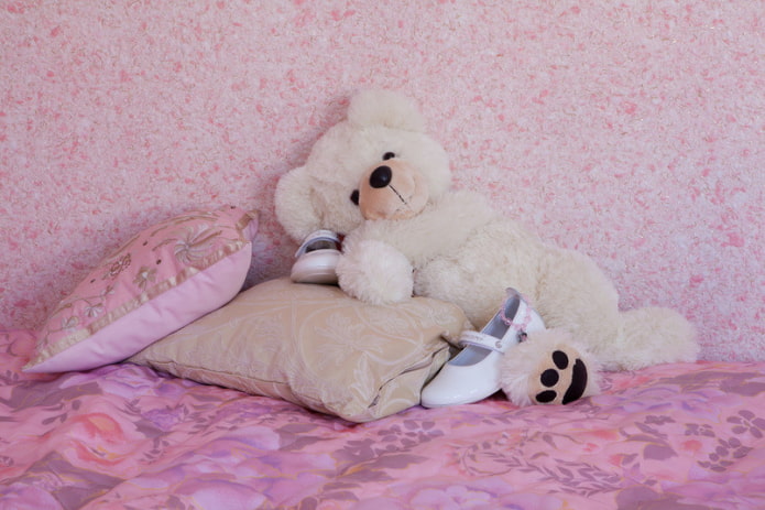 Pink walls Pink walls