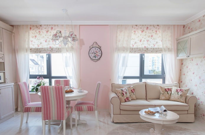 Provence style wallpaper