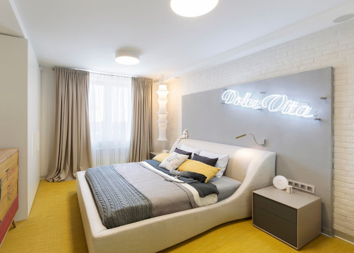 yellow floor and white ceiling