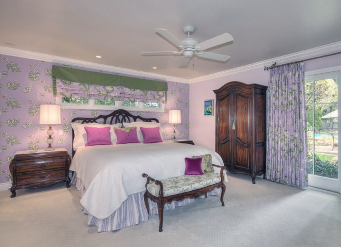 combination of lilac and green on the curtains