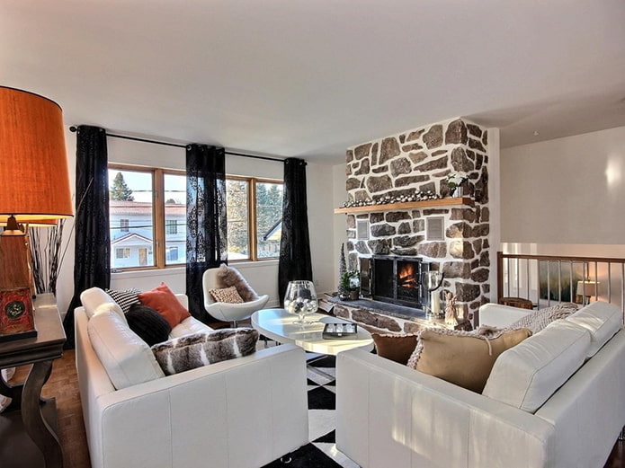 Dark curtains in the living room Dark curtains in the living room