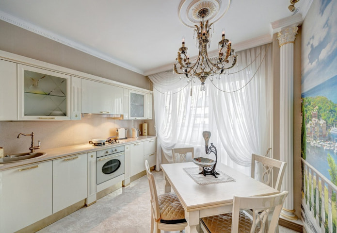 Curtains with lambrequin