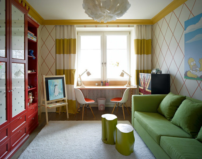 White and yellow curtains