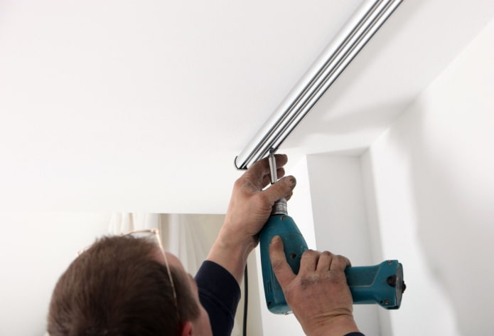 installation of curtains installation of curtains