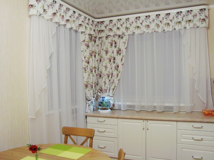 white lambrequins in the interior of the kitchen
