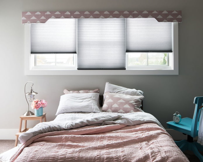 pink hard lambrequin in the bedroom pink hard lambrequin in the bedroom