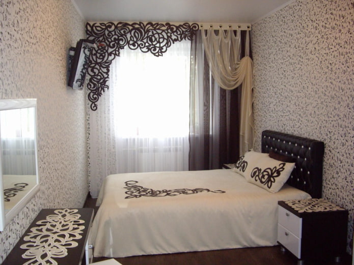 curly lambrequin on one side in the interior curly lambrequin on one side in the interior