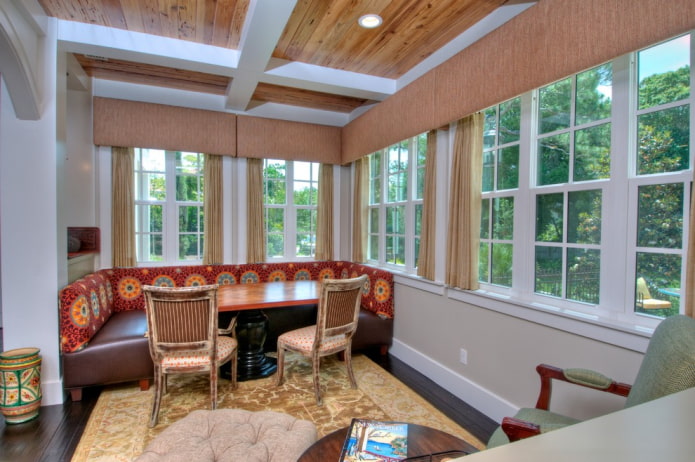 rigid bando lambrequin in the interior