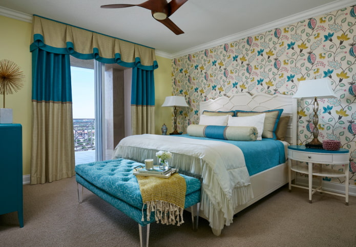 curtains with two-tone lambrequin