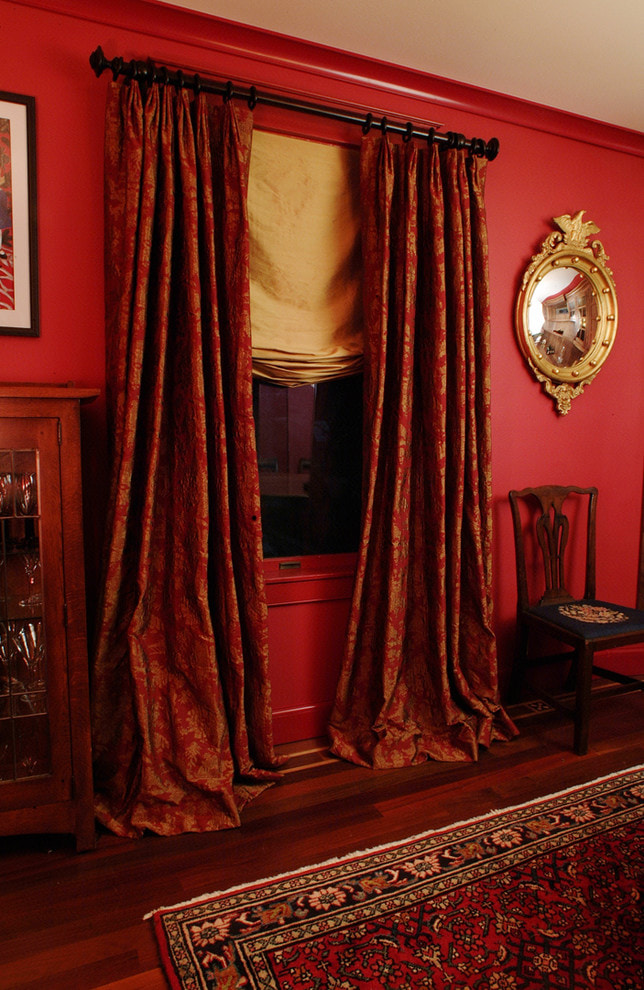 Short and long curtain Short and long curtain