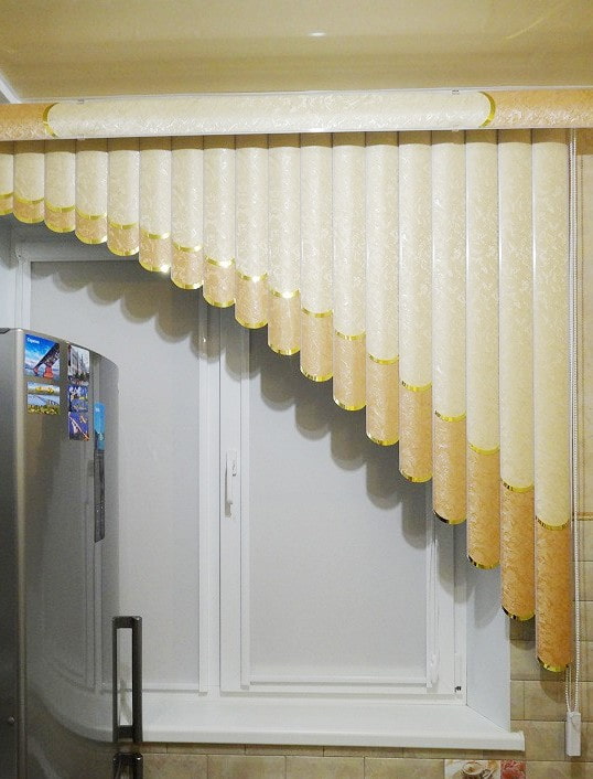 Blinds with golden details