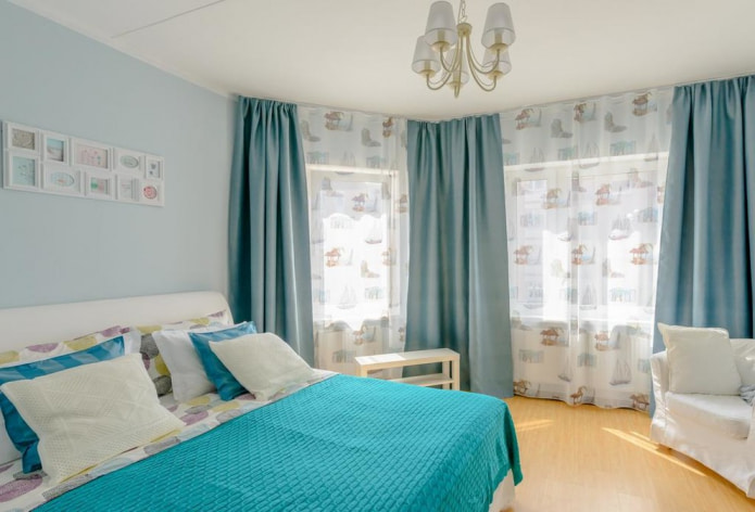 Solid and patterned curtains