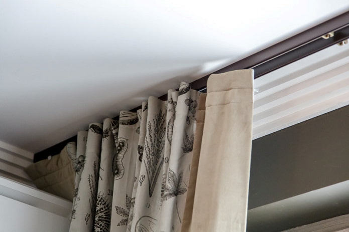profile cornice for curtains