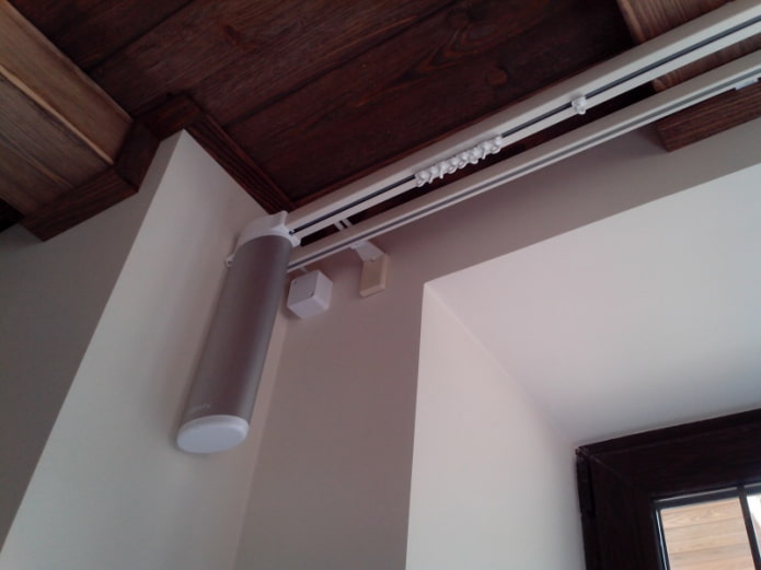electric curtain rod