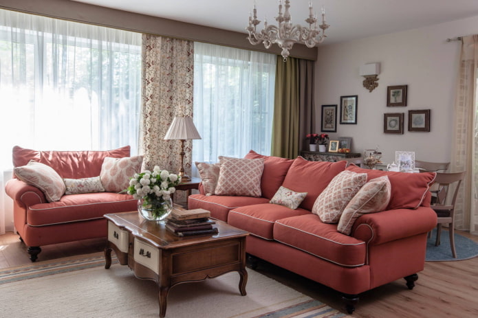 curtain rod with lambrequin