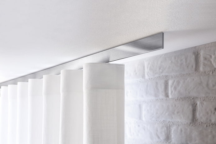 curtain rod in the style of minimalism