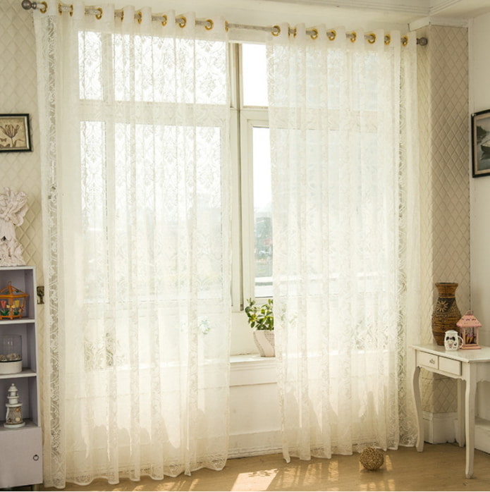 lace curtains